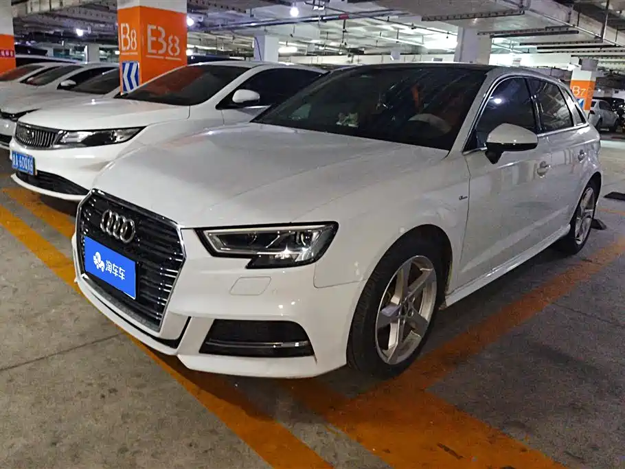 Audi A3 2019 Sportback 35 TFSI Fashion