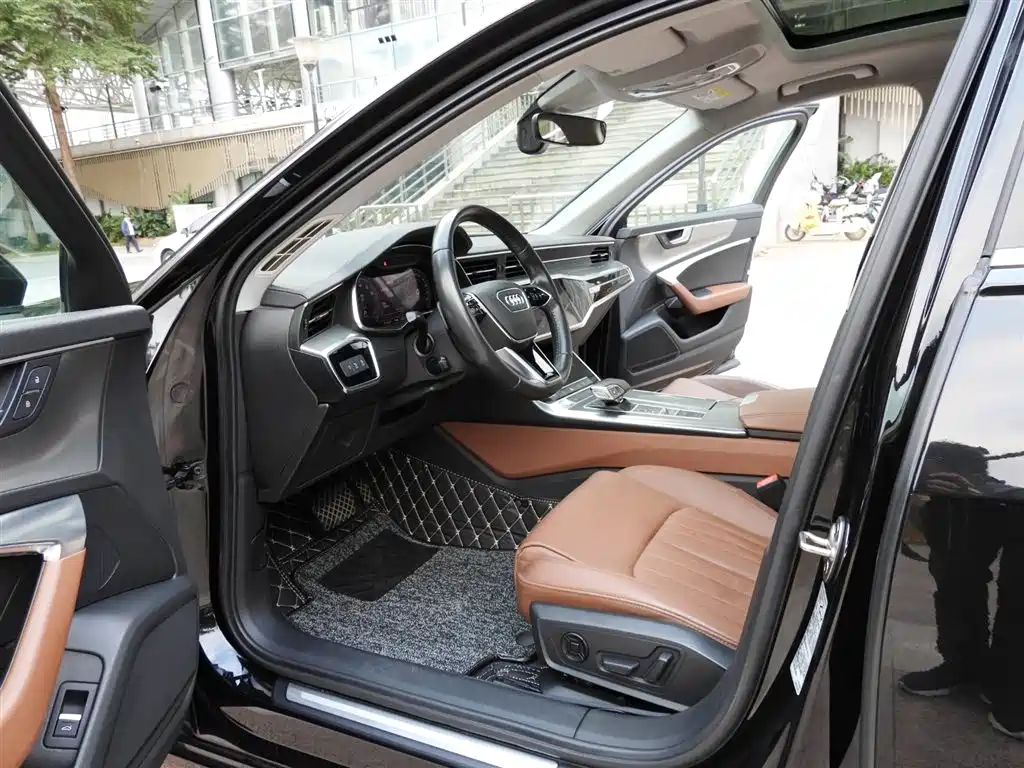 Audi A6L 2020 40 TFSI Luxury Elegant Edition