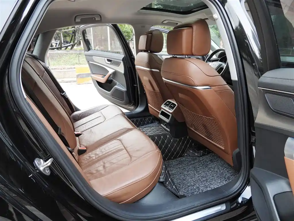 Audi A6L 2020 40 TFSI Luxury Elegant Edition