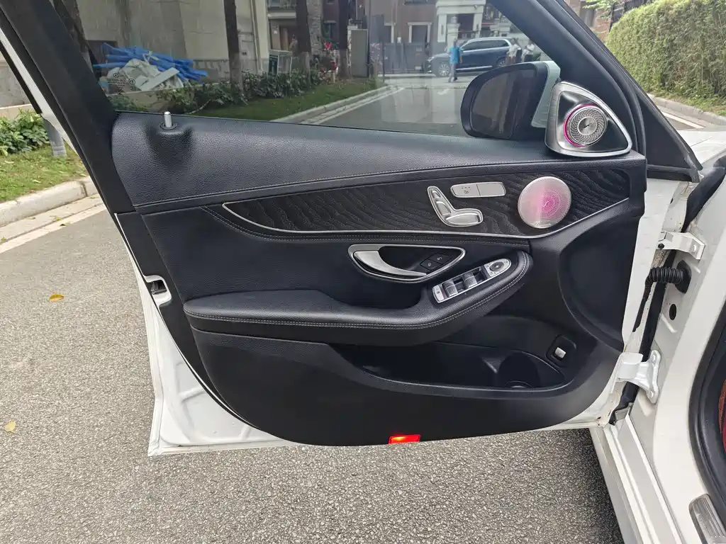 Mercedes-Benz C-Class 2016 C 200 L Sport