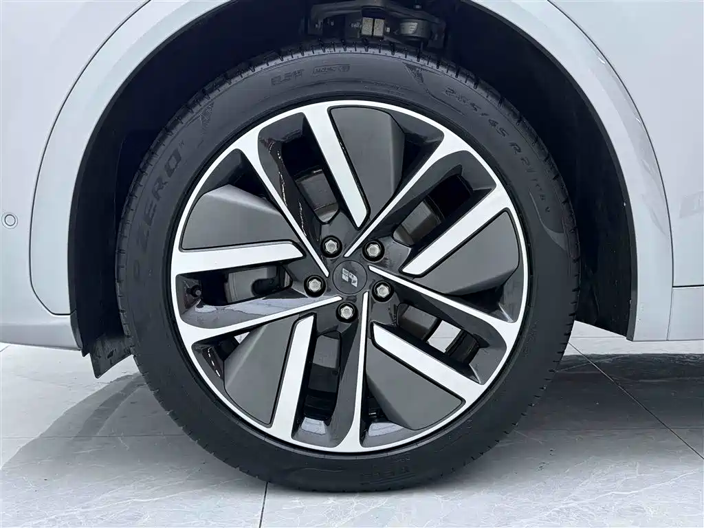 Li Auto L7 2023 Pro