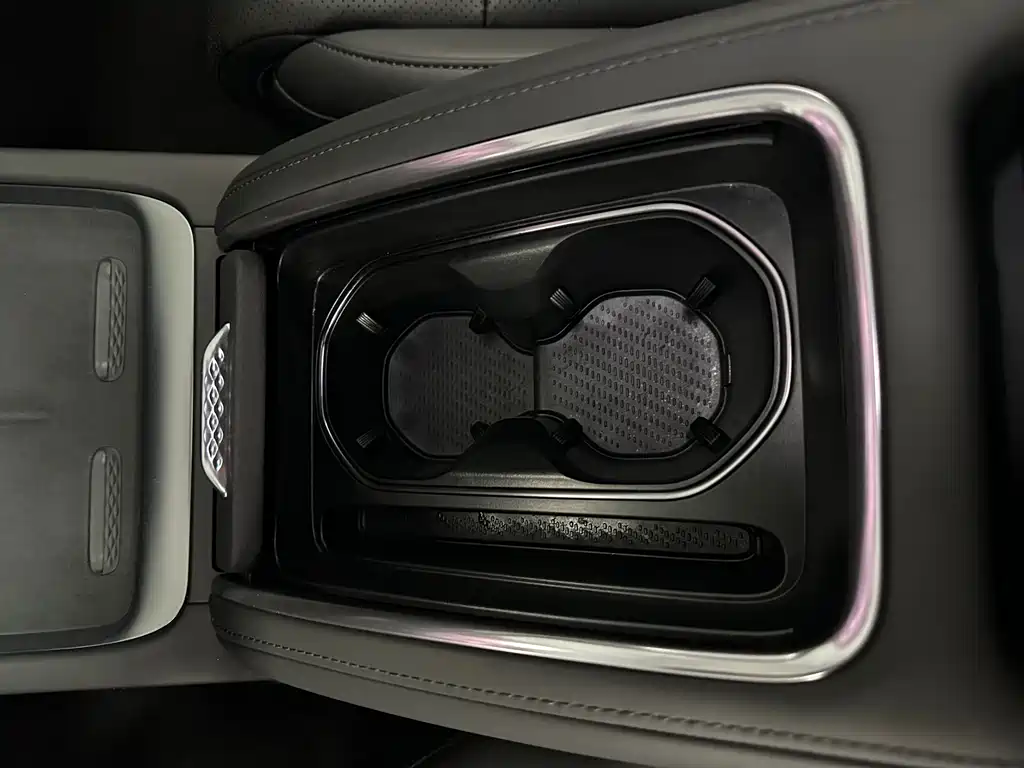 Zeekr 007 2025 RWD Intelligent Driving Edition 75kWh