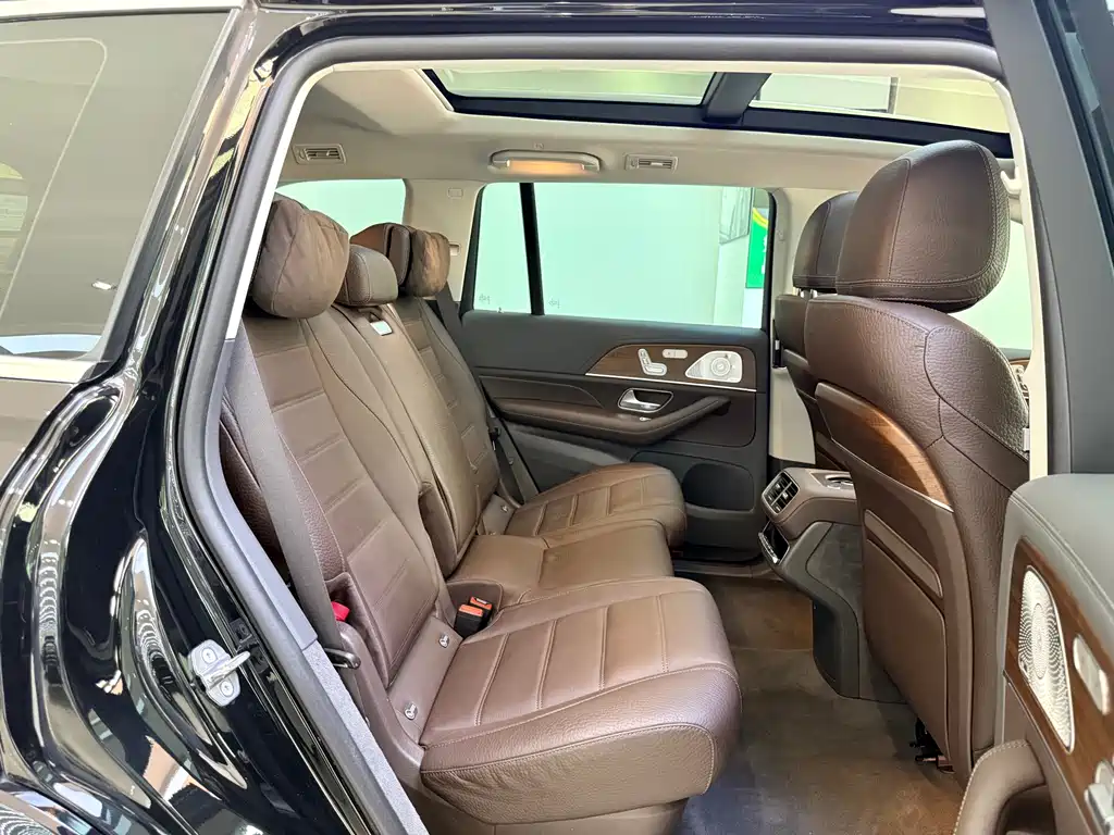 Mercedes-Benz GLS 450 4MATIC Luxury