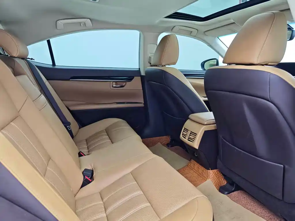 Lexus ES 2015 200 Elite Edition