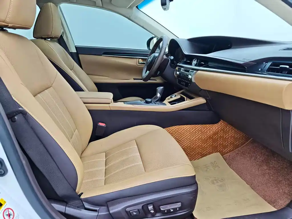 Lexus ES 2015 200 Elite Edition