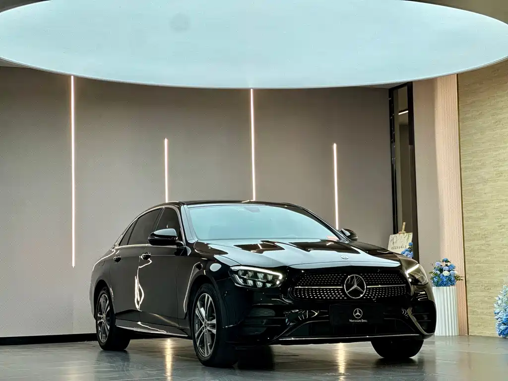 Mercedes-Benz E-Class 2023 Updated E 260 L Sport