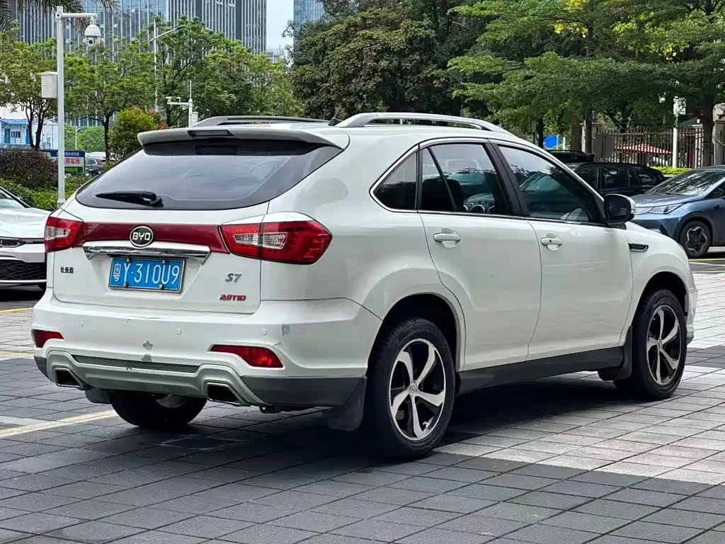 BYD S7 2016 2.0T Automatic Prestige