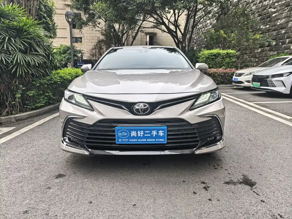 Camry 2021 2.0G Luxury Edition