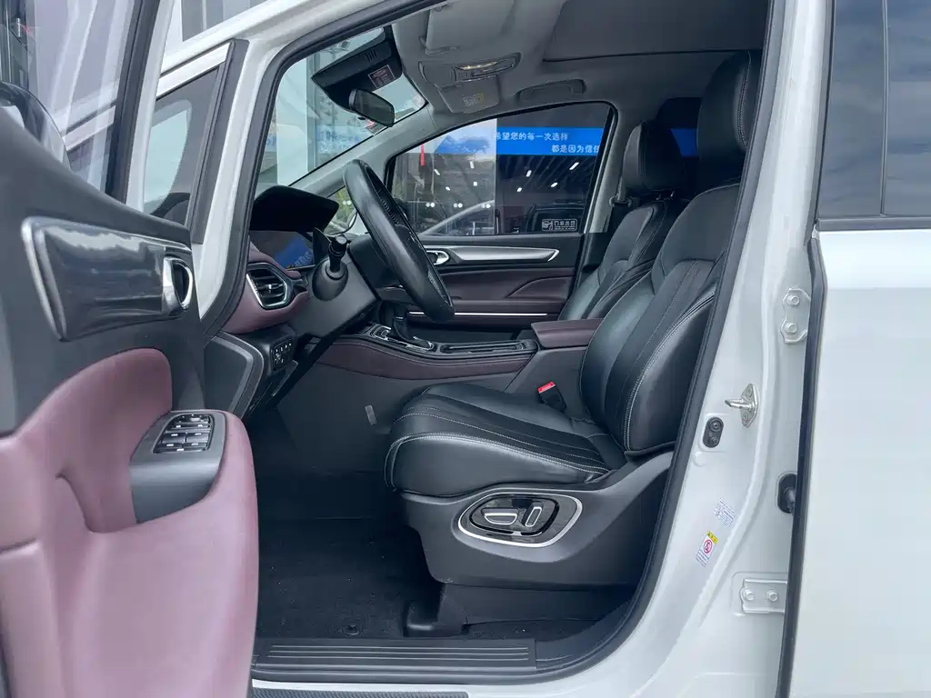 GAC Trumpchi M6 2021 PRO 270T DCT Premium Edition