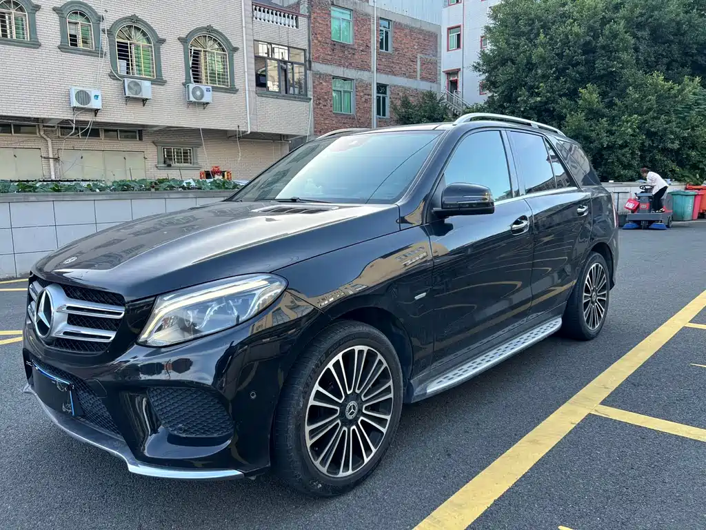 Mercedes-Benz GLE 400 4MATIC