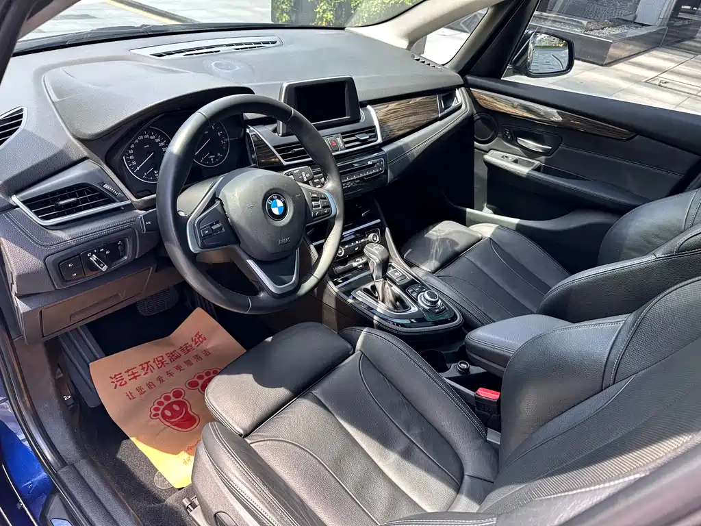BMW 2 Series Active Tourer 2014 220i Luxury Design Package