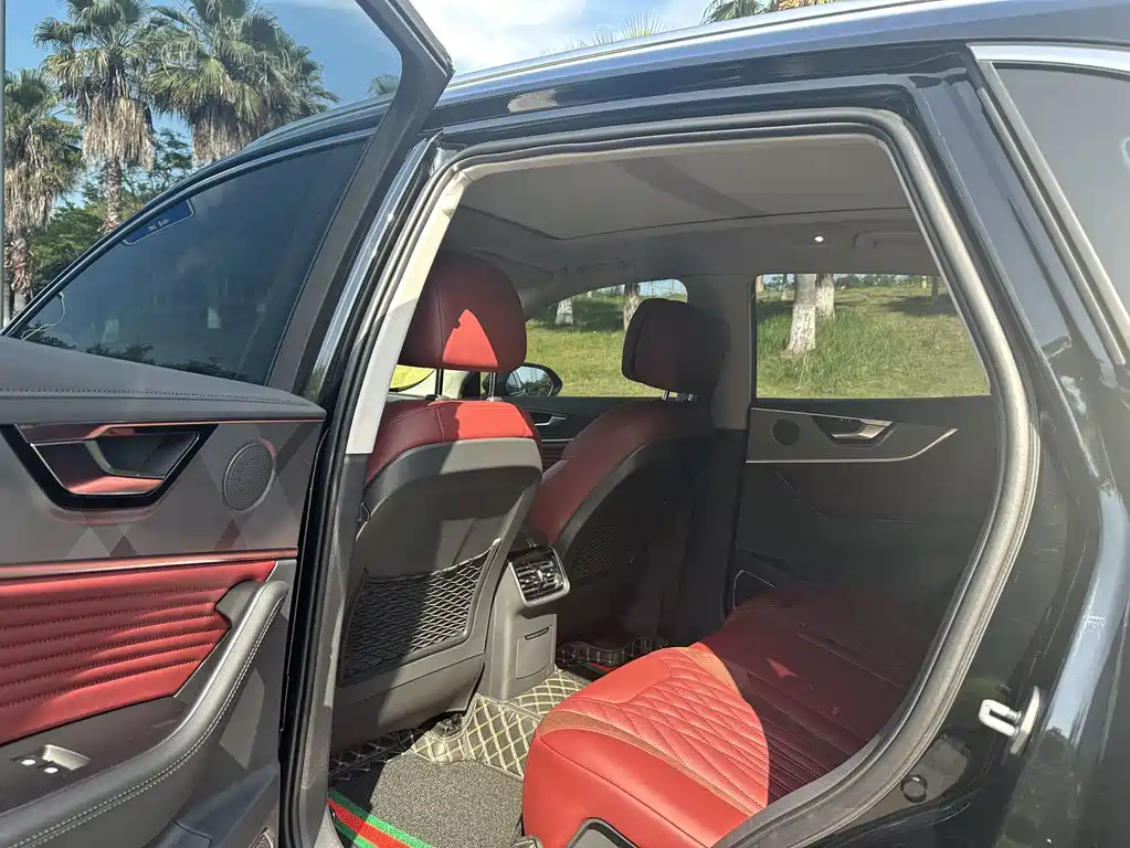 Hongqi HS5 2023 2.0T Qixiang Pro Edition