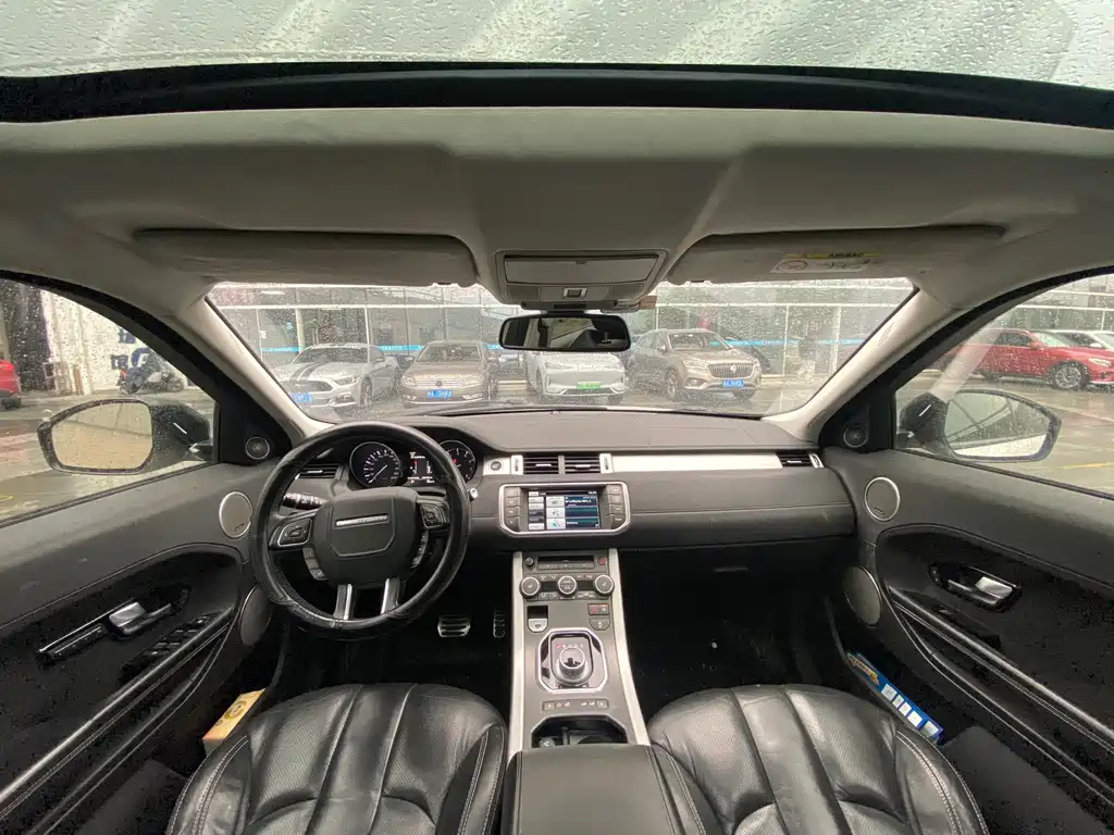 Range Rover Evoque (Import) 2014 2.0T 5-door Dynamic Edition