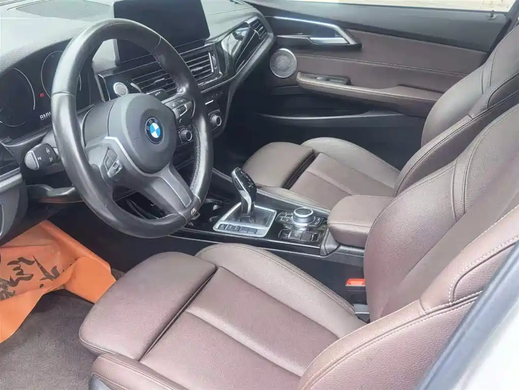 BMW 1 Series 2021 120i M Sport Night Edition
