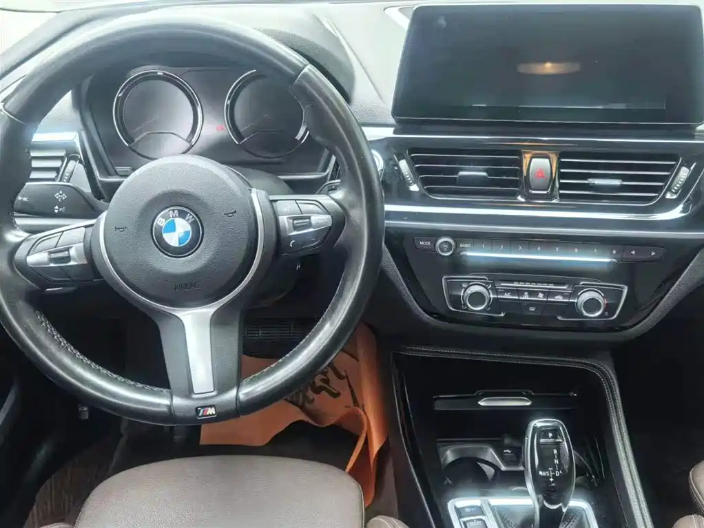 BMW 1 Series 2021 120i M Sport Night Edition