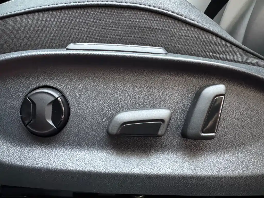 Volkswagen ID.6 2024 Ultra Long Range