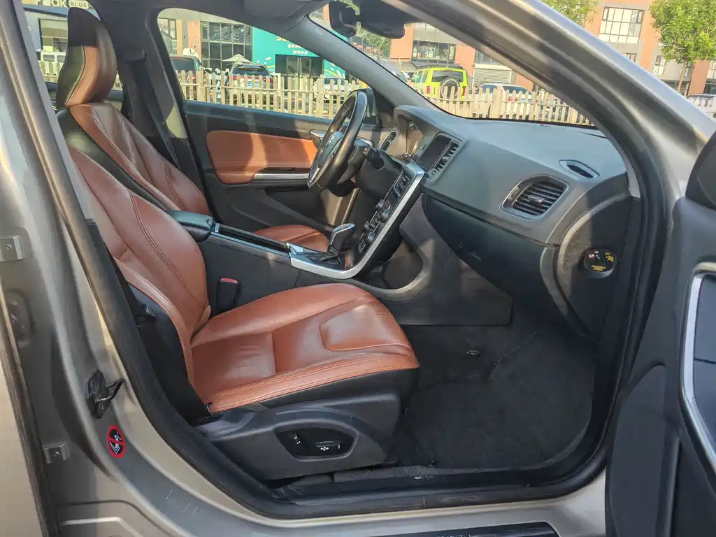 Volvo V60 2013 T5 Comfort