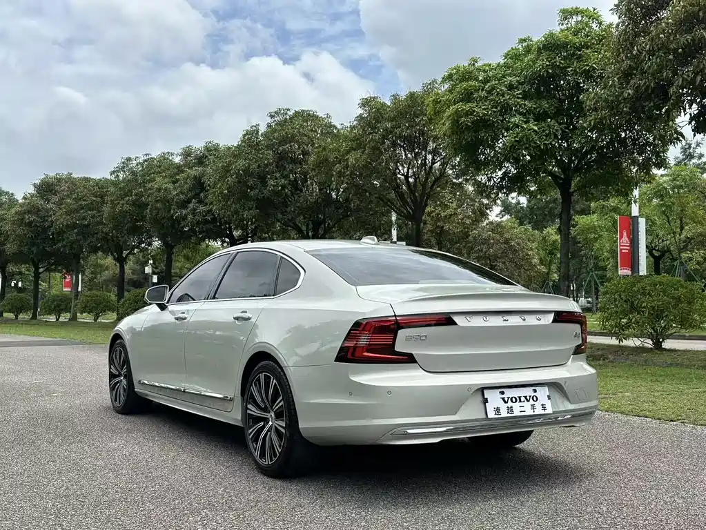 Volvo S90 2021 B5 Inscription