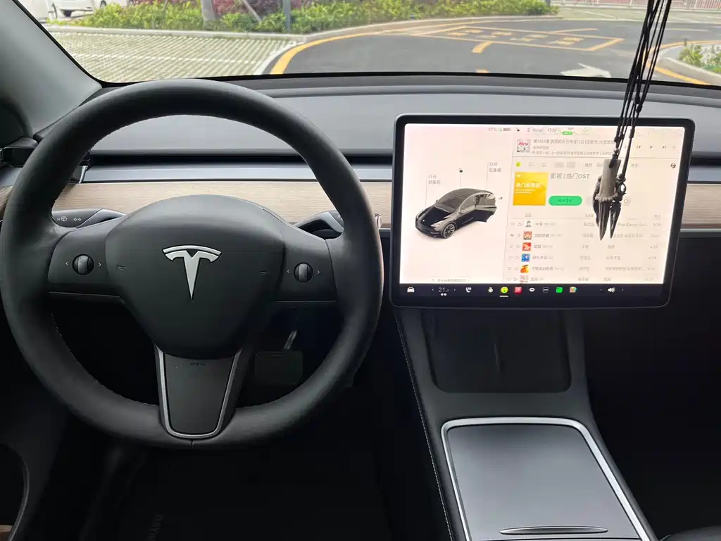 Tesla Model Y 2022 Rear-Wheel Drive