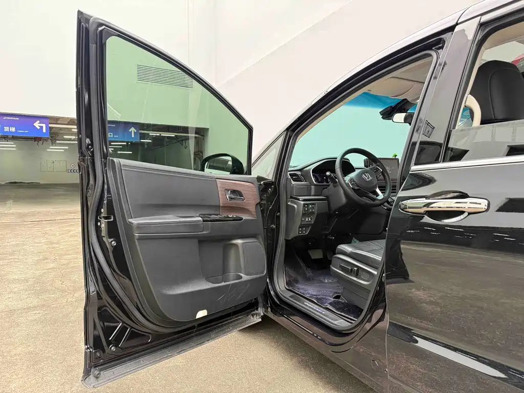 Odyssey 2022 2.0L e:HEV Sharp Enjoy Edition