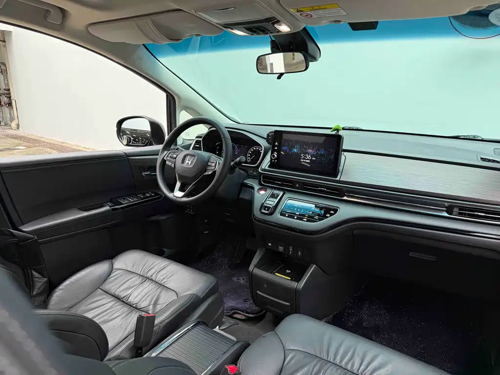 Odyssey 2022 2.0L e:HEV Sharp Enjoy Edition