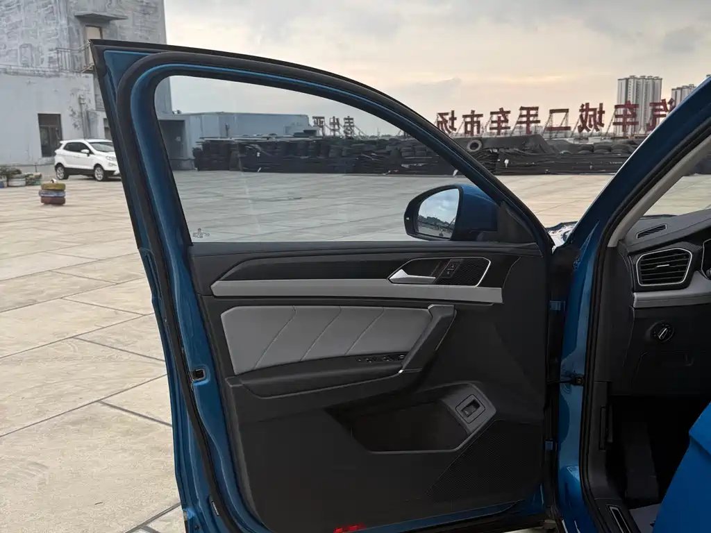 Tayron GTE Plug-in Hybrid 2023 280TSI Luxury Plus Advanced Edition