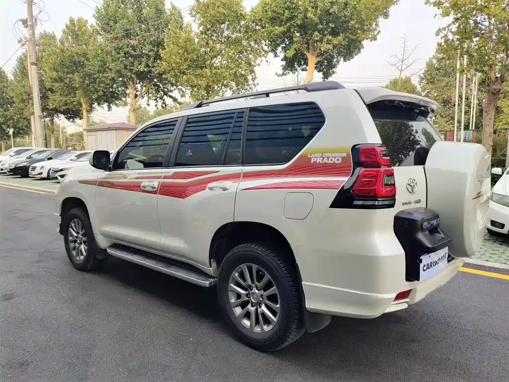 2019 Toyota Prado 3.5L Automatic TX-L Premium Rear-Mounted Spare Tire