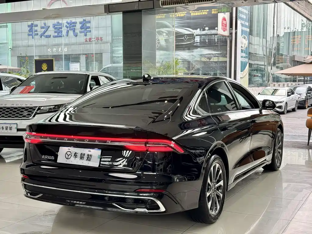 Lincoln Z 2024 2.0T Premium Edition