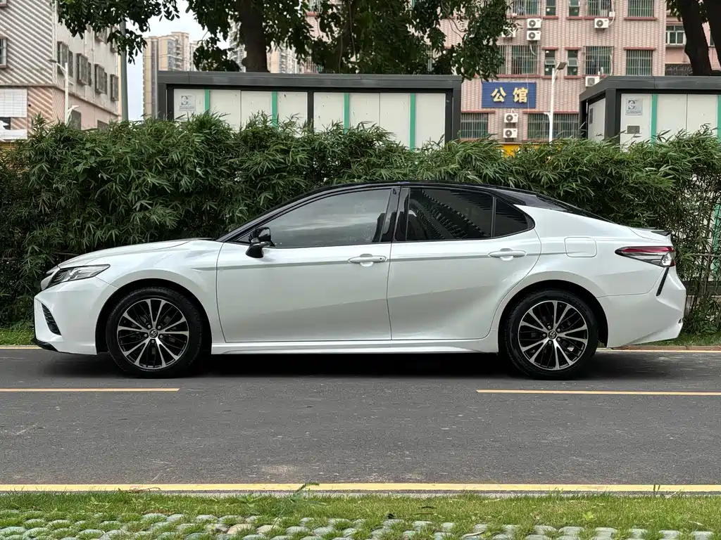 Toyota Camry 2019 Facelift 2.5S Fengshang Edition