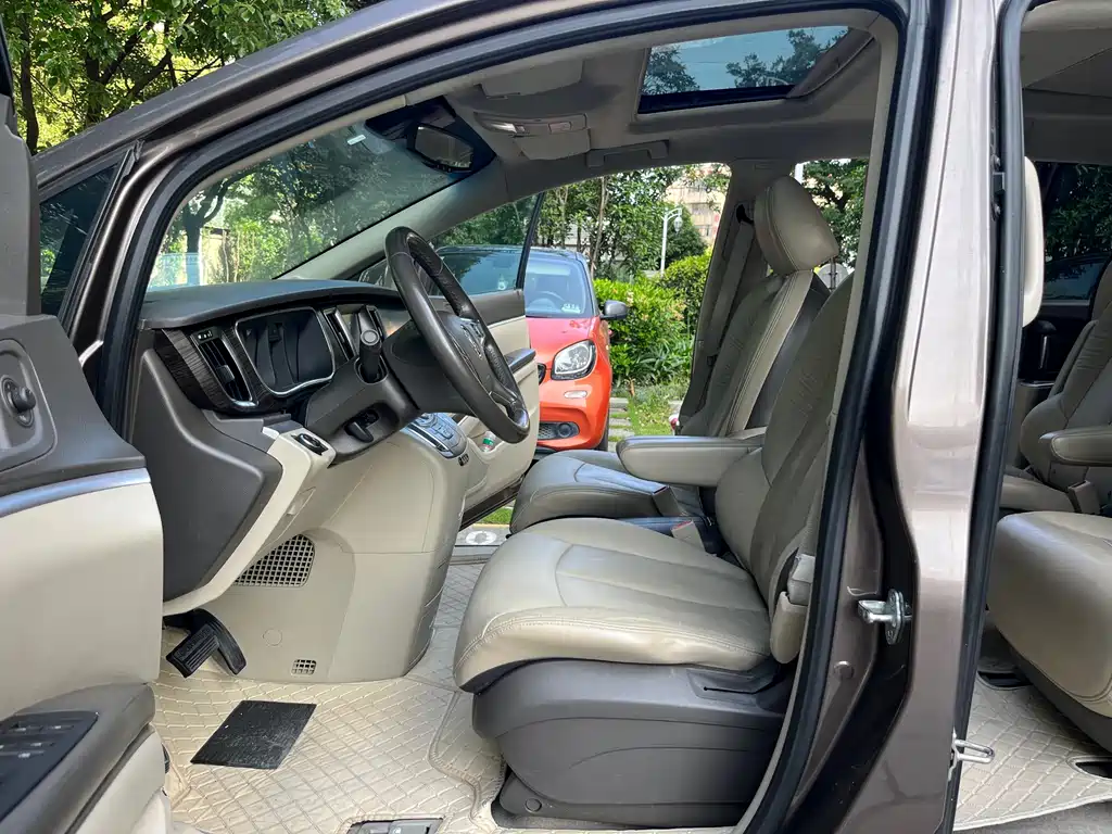 Buick GL8 2013 3.0L GT Luxury Business Elegant Edition