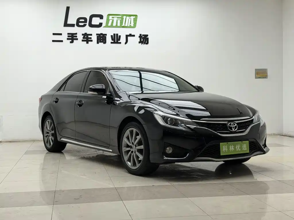 Toyota Reiz 2013 2.5V Shangrui Edition
