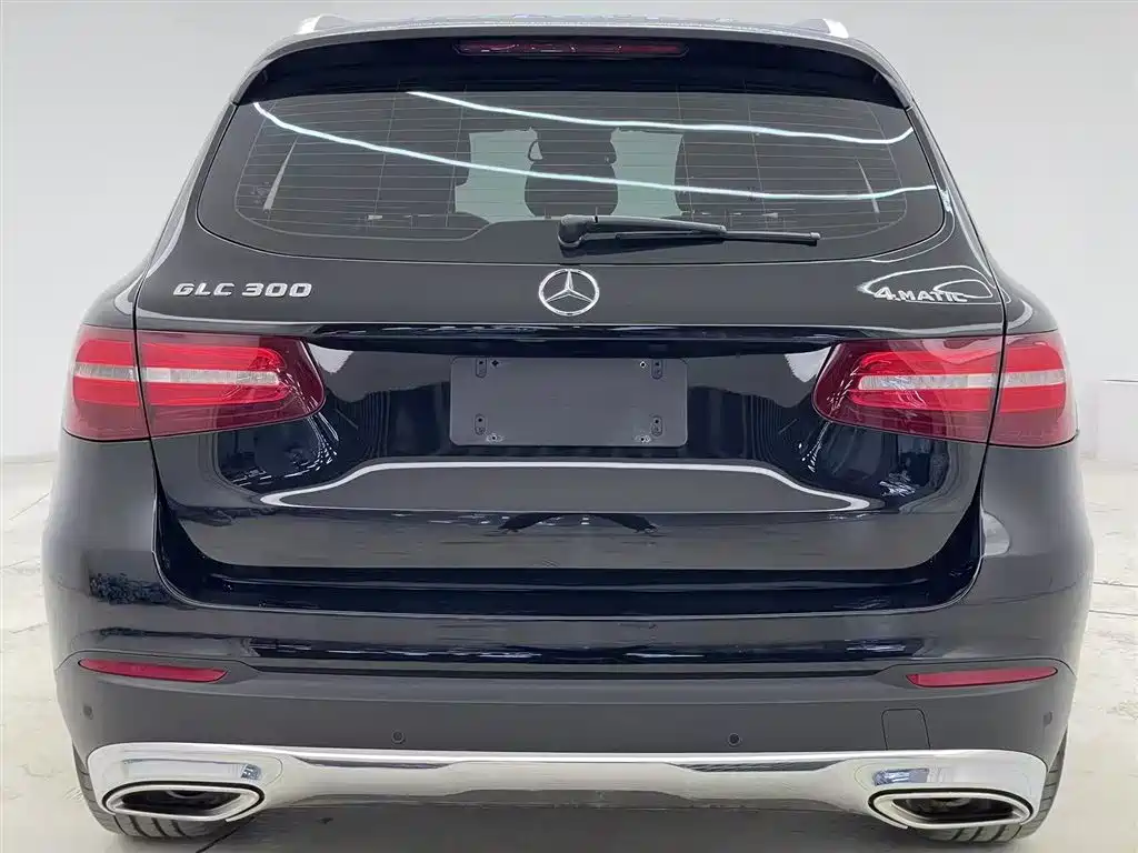 Mercedes-Benz GLC 260 4MATIC Luxury (2018 Facelift)