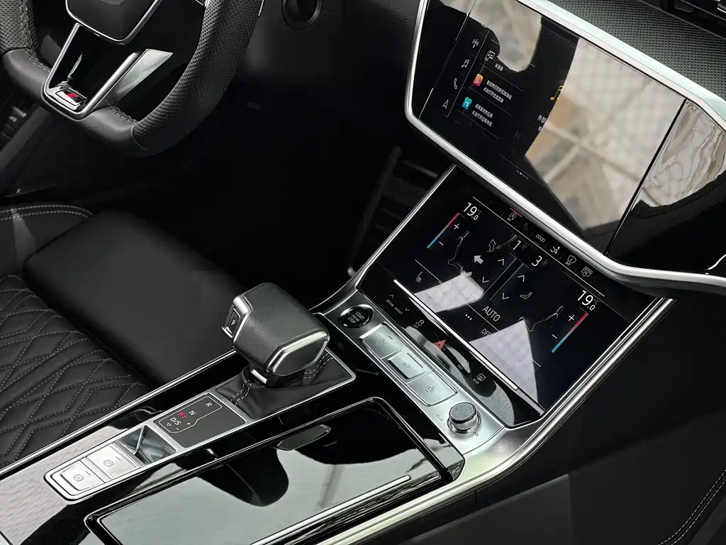 Audi A7 2024 55 TFSI quattro Prestige