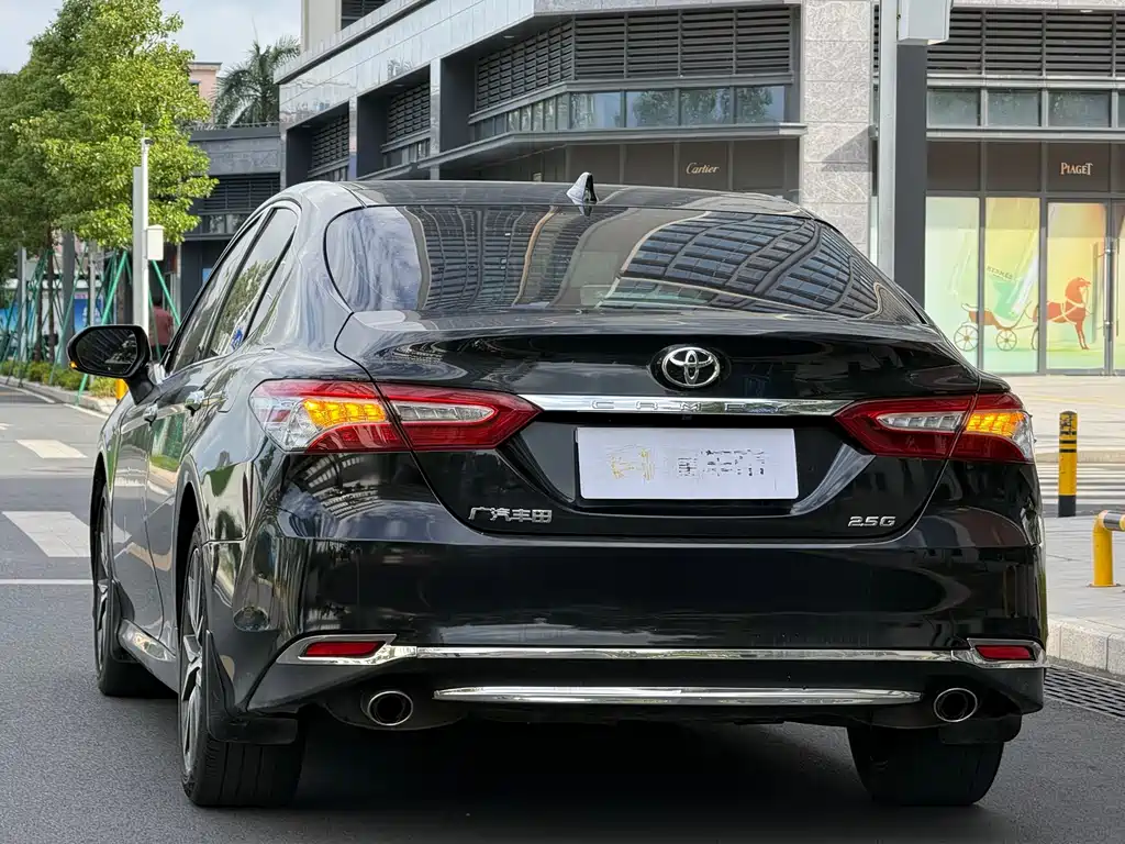 Camry 2021 2.5G Luxury Edition