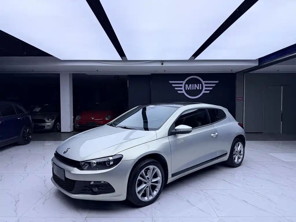 Volkswagen Scirocco 2011 2.0 TSI Luxury Edition