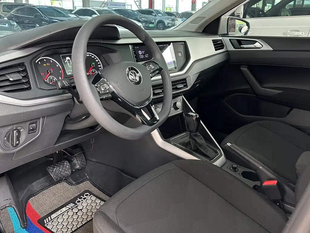 Volkswagen Polo 2019 Plus 1.5L Automatic Panorama Enjoy Edition