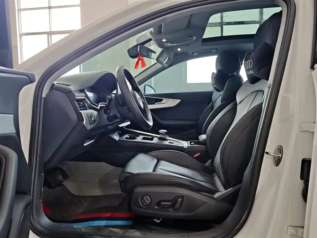 Audi A4L 2020 40 TFSI Fashion Dynamic