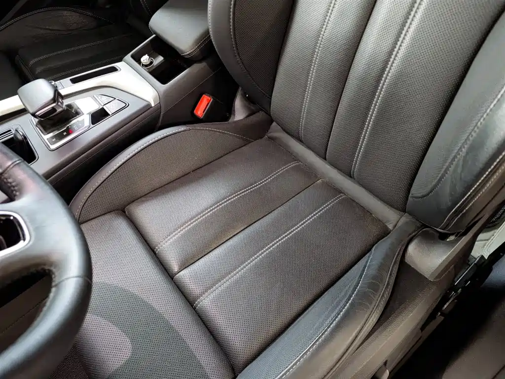 Audi A4L 2020 40 TFSI Fashion Dynamic