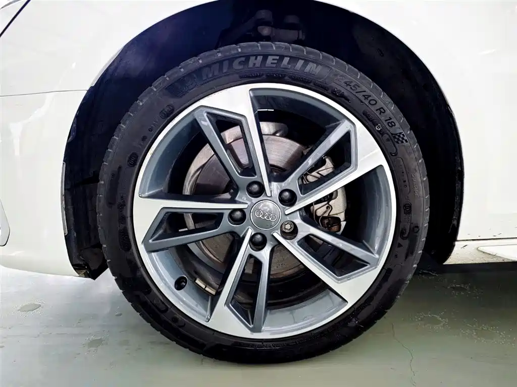 Audi A4L 2020 40 TFSI Fashion Dynamic