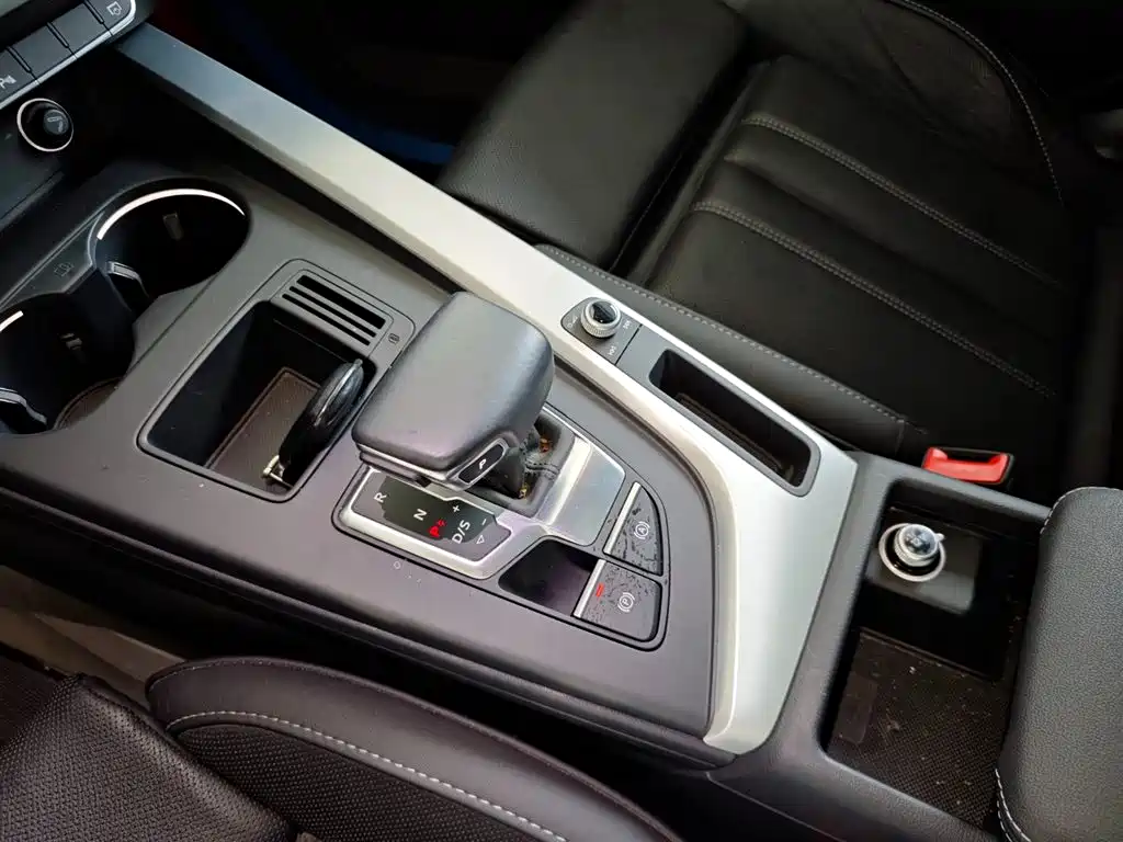 Audi A4L 2020 40 TFSI Fashion Dynamic