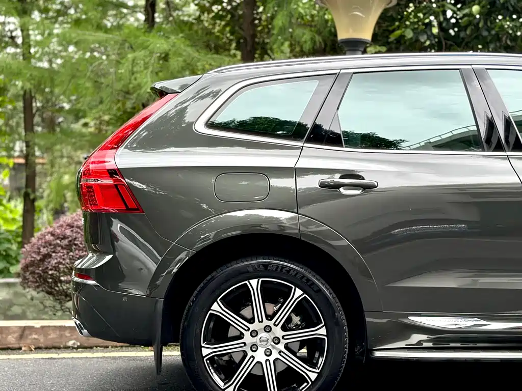 Volvo XC60 Plug-in Hybrid 2019 T8 AWD Inscription Luxury Edition China VI