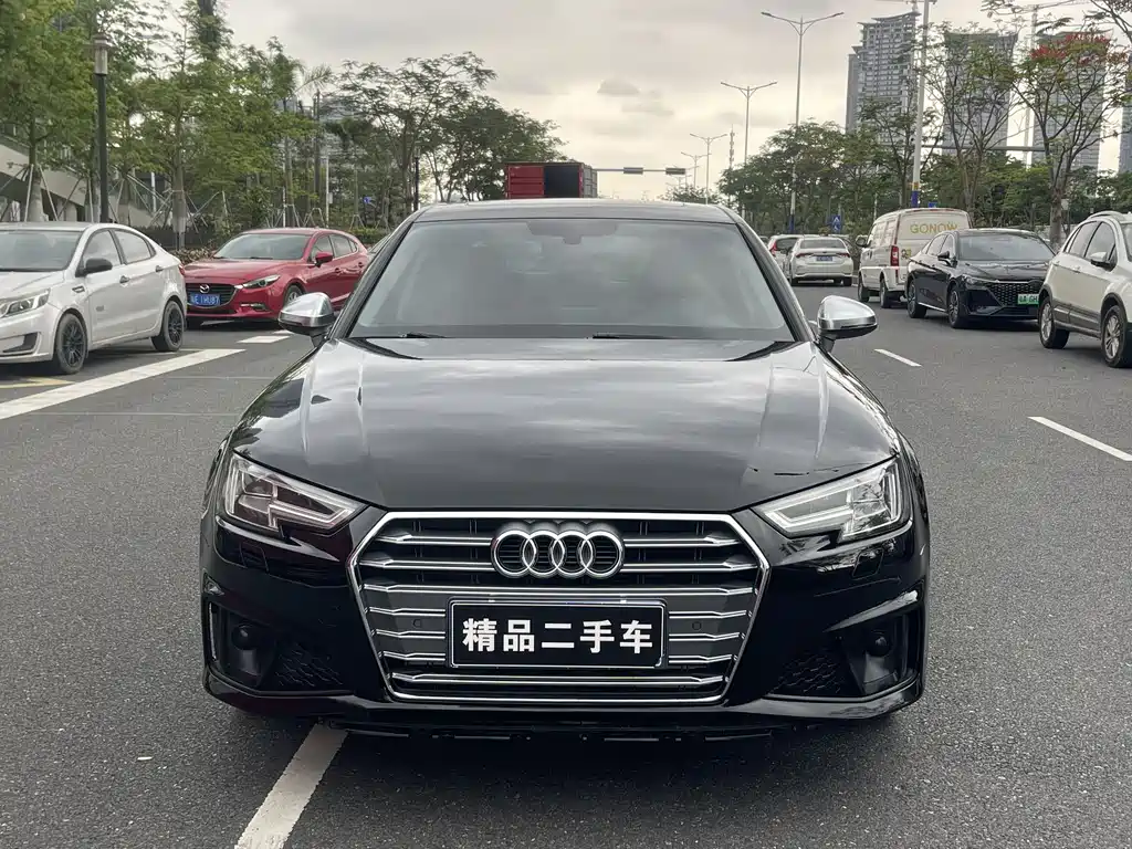 Audi A4L 2019 40 TFSI Fashion Edition China VI