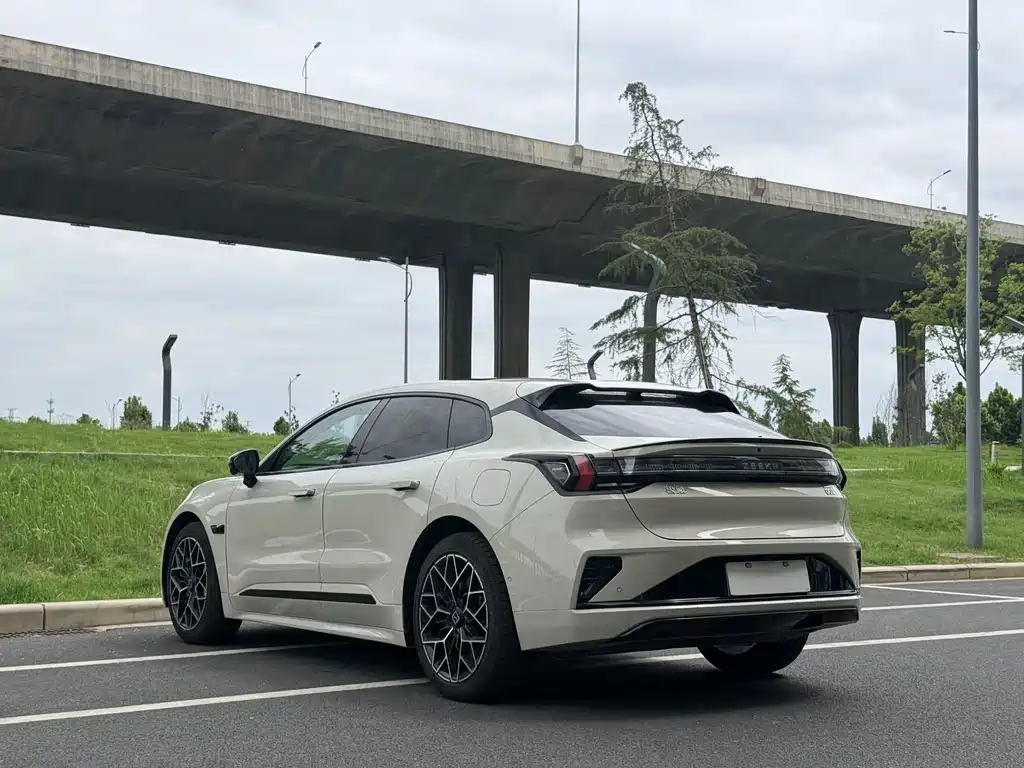 Zeekr 001 2026 103kWh RWD Max