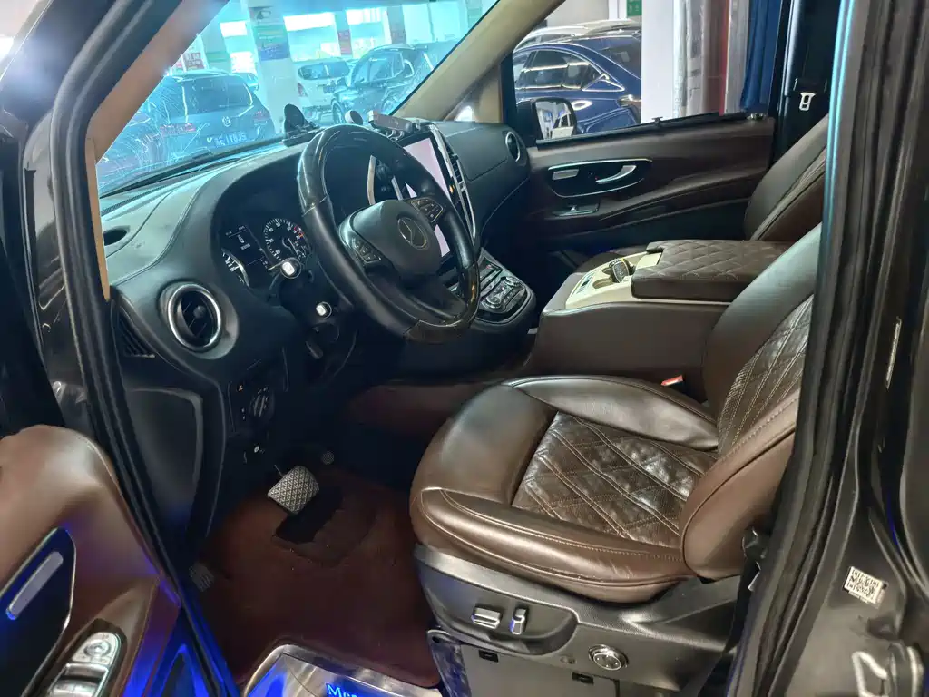 Mercedes-Benz V-Class 2016 V 250