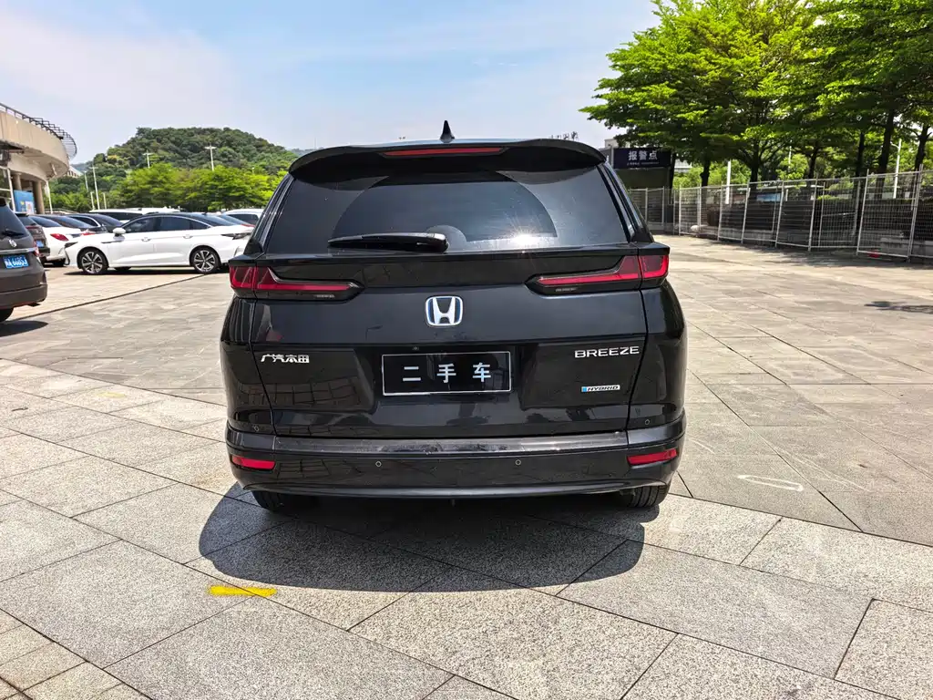 Honda Breeze 2021 e:HEV 2.0L FWD Elite Edition