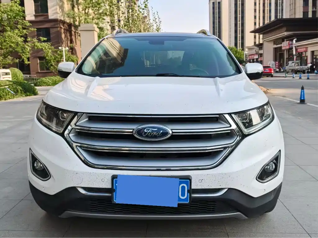Ford Edge 2015 2.0T GTDi AWD Titanium