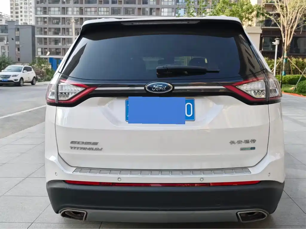 Ford Edge 2015 2.0T GTDi AWD Titanium