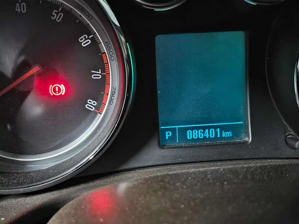 Buick Regal 2015 2.0L Leading Fashion Edition