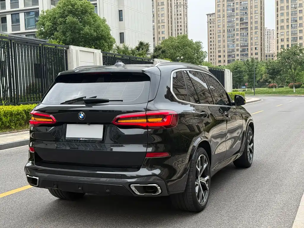BMW X5 2019 xDrive40i Premium M Sport Package
