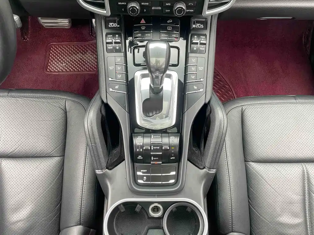 2014 Porsche Cayenne Platinum Edition 3.0T